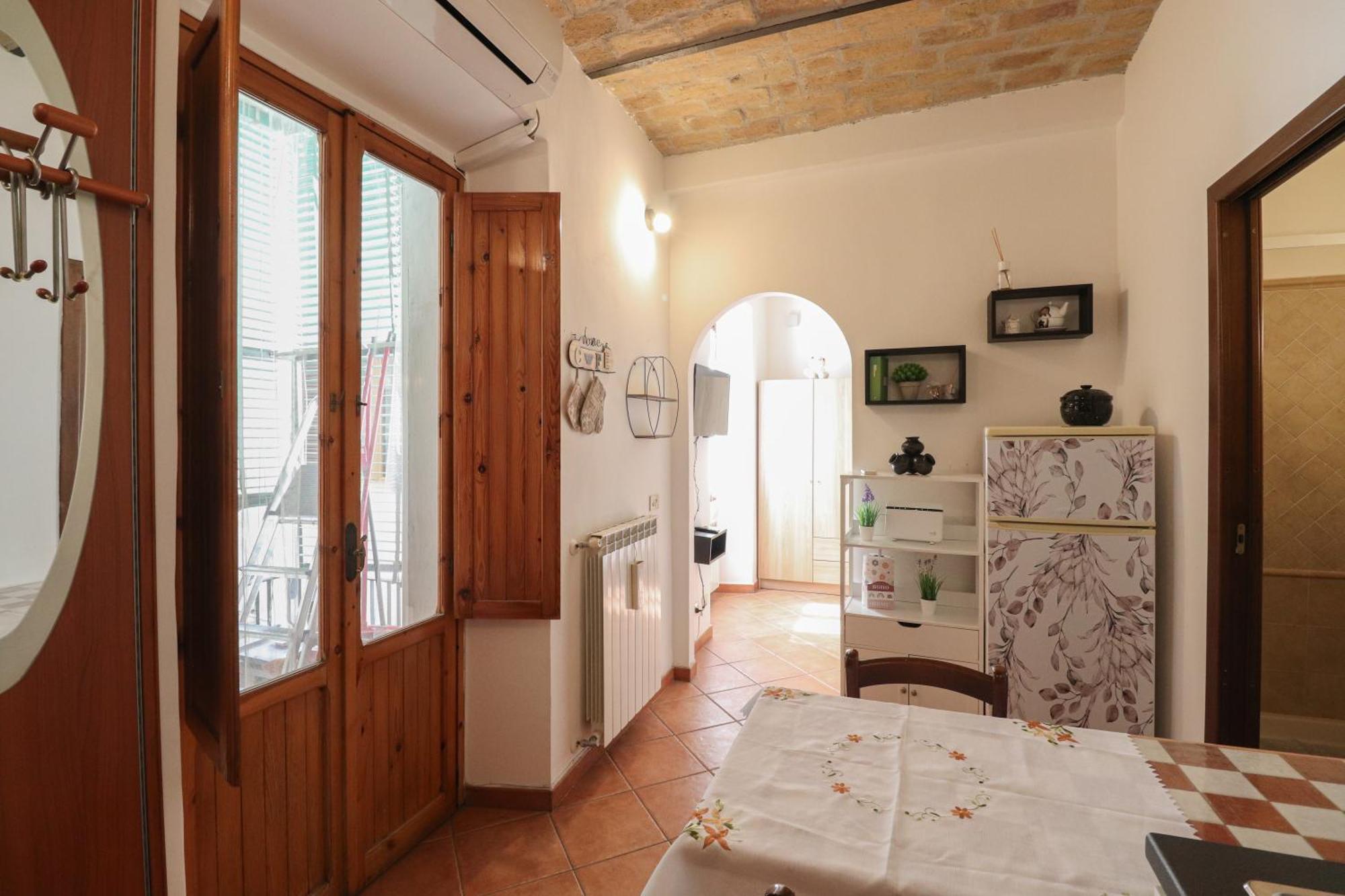 Apartment In Via Plauto